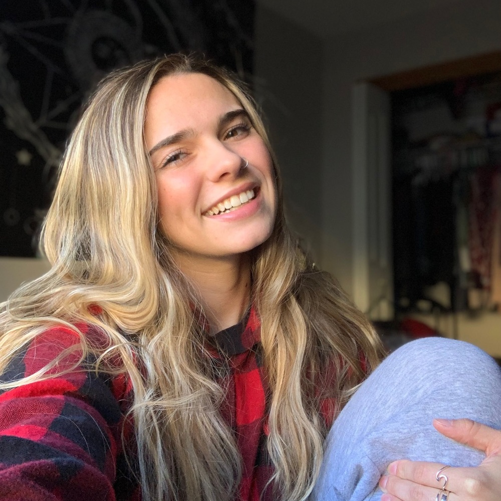 Meet your Posher, Chenoa